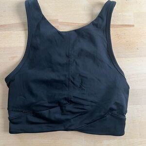 Lululemon sports bra size 4